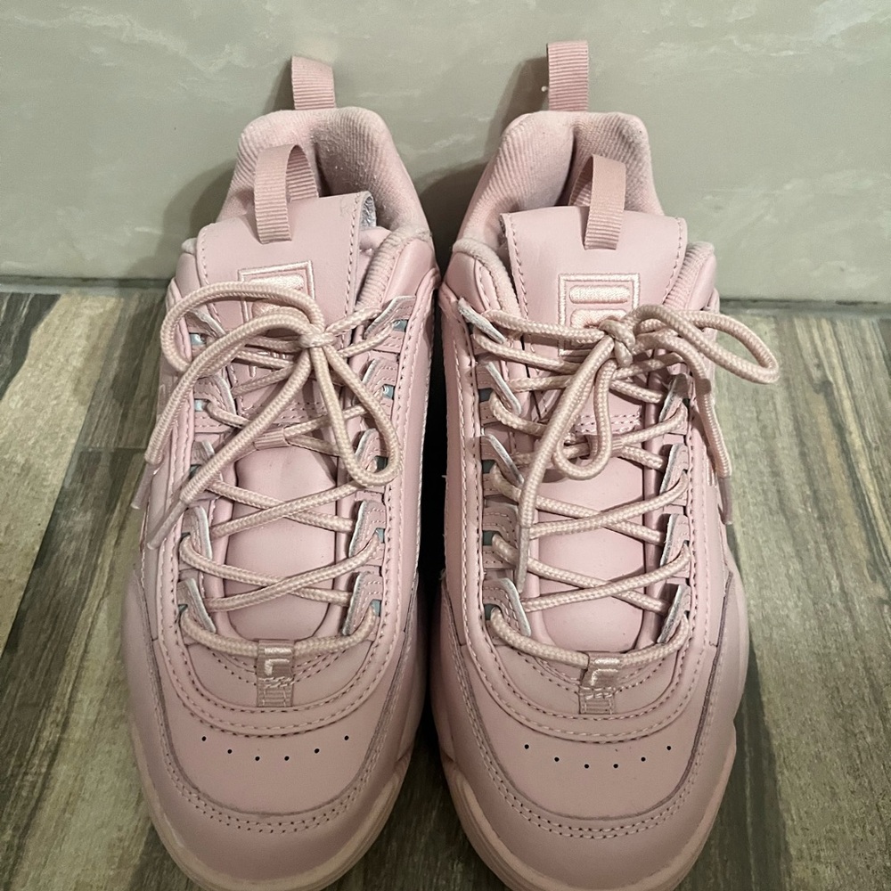 Pastel Pink Chunky Sneakers with Cushioned Sole and Lace-Up Design